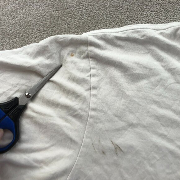 Supreme Mens T-Shirt Medium White Classic Short Sleeve Crew Neck FLAWS - Picture 8 of 16